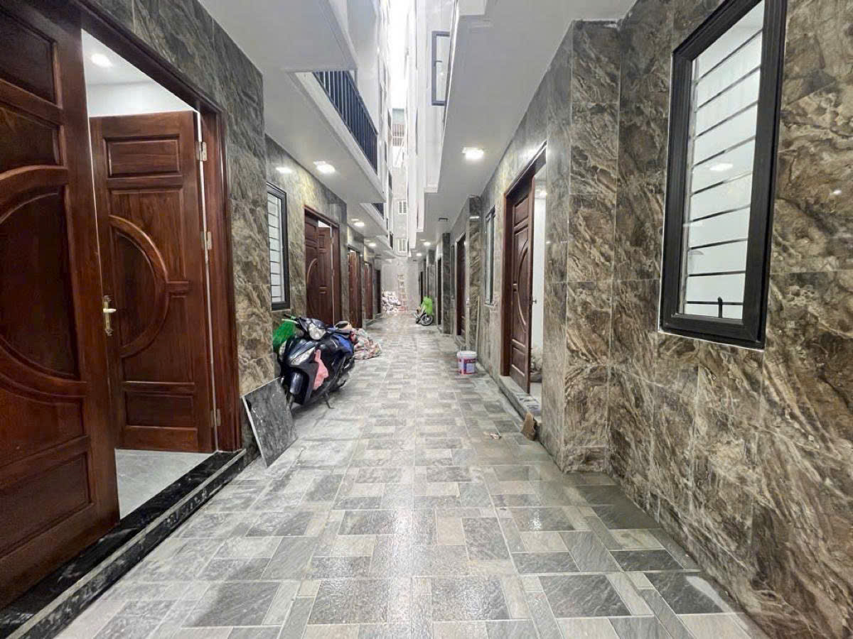  NHÀ MỚI NGỌC THỤY 30M2 - Ô TÔ LÙI CỔNG 3.5m - NỘI THẤT CƠ BẢN - GIÁ TỐT 6.98 TỶ 