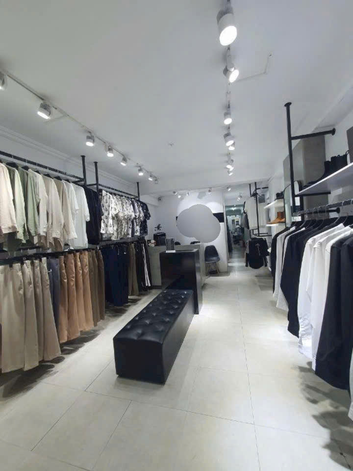  Bán nhà mặt phố Vũ Tông Phan - Kinh doanh sầm uất vỉa hè cực rộng chỉ 22,5 tỷ 
