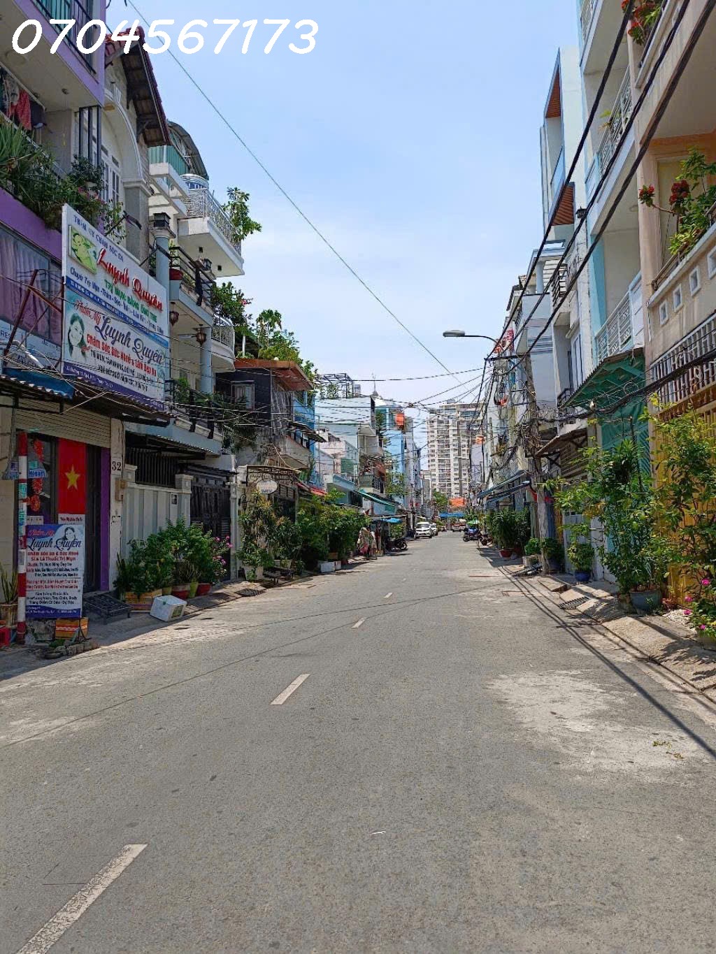  BÁN NHÀ MẶT PHỐ QUẬN 7 - 6.9 TỶ - VỊ TRÍ VÀNG - 4 TẦNG - 4PN - SỔ HỒNG CHÍNH CHỦ 