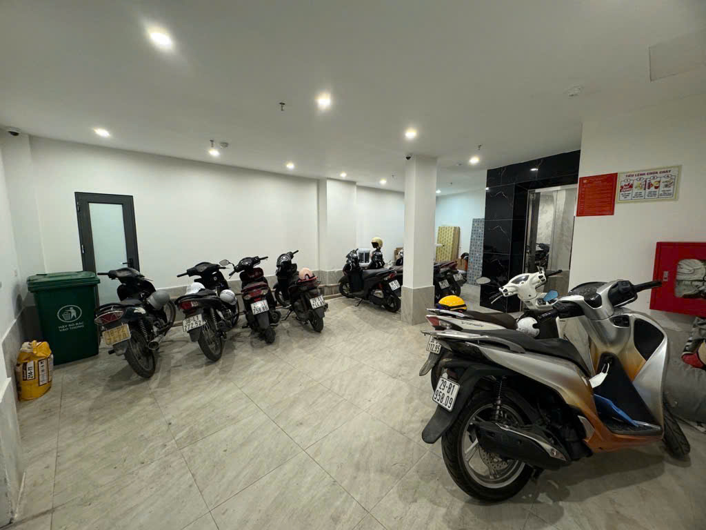  BÁN NHÀ MINH KHAI, DÒNG TIỀN 60TR/ THÁNG, 12 PHÒNG KHÉP KÍN GIÁ CHỈ 11,5 TỶ 