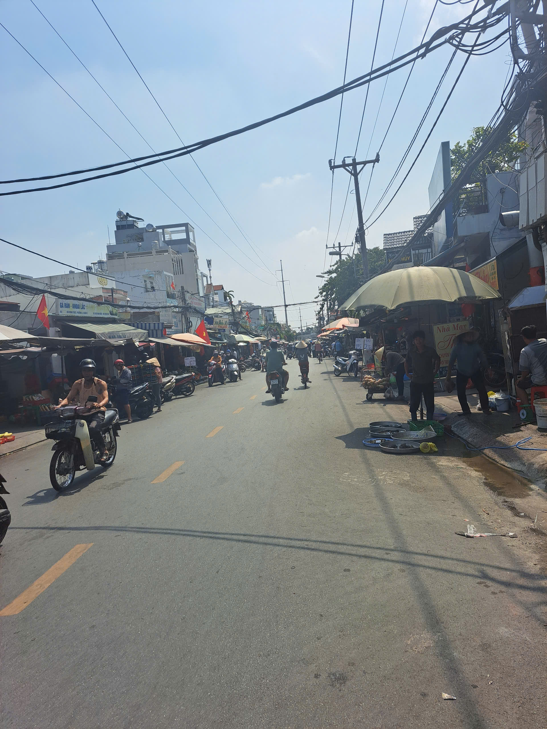  Bán nhà mặt tiền hẻm Bông Sao Quận 8 – gần Chợ Sáng Bùi Minh Trực, cầu Nhị Thiên Đường, trạm y tế, trường học – ô tô đỗ cửa, giá 8.6 tỷ 