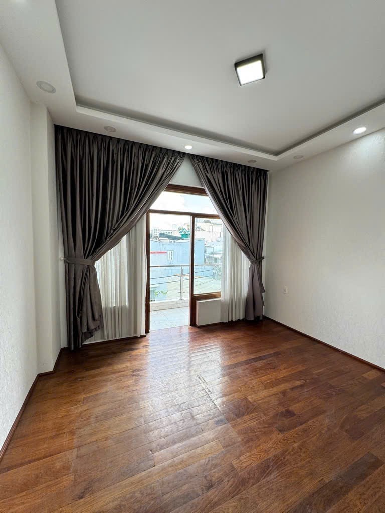  NHÀ NGUYỄN QUÝ YÊM - 4X24M - 3 TẦNG MUA Ở NGAY – 5PN - GIÁ CHỈ 8.2 TỶ (TL) - ĐƯỜNG 12M – THÍCH HỢP MUA CHO THUÊ , LÀM CHDV DÒNG TIỀN TỐT 