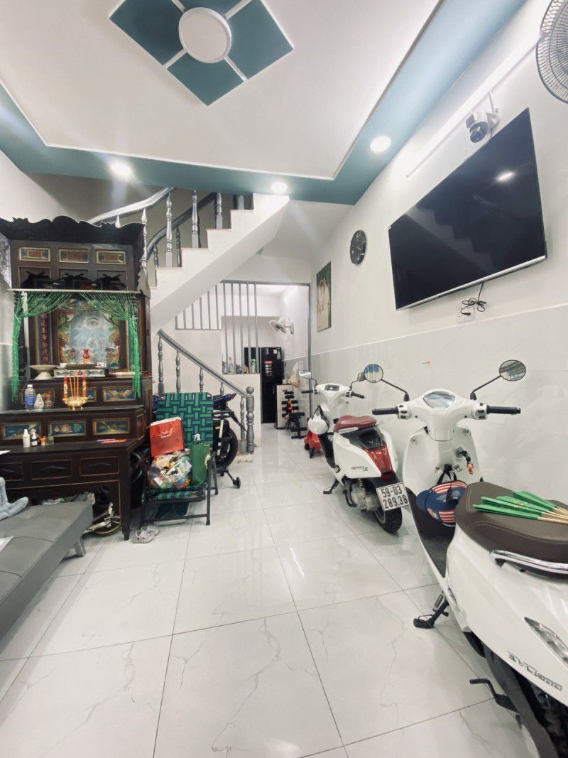  HXH TÂY THẠNH - TÂN PHÚ - KHU VIP PHÂN LÔ ĐƯỜNG B - TÂY THẠNH - 35m2 - HẺM XE HƠI 4 CHỖ TRÃI NHỰA - SỔ HỒNG HOÀN VUÔNG A4 - NHỈNH 4 TỶ 