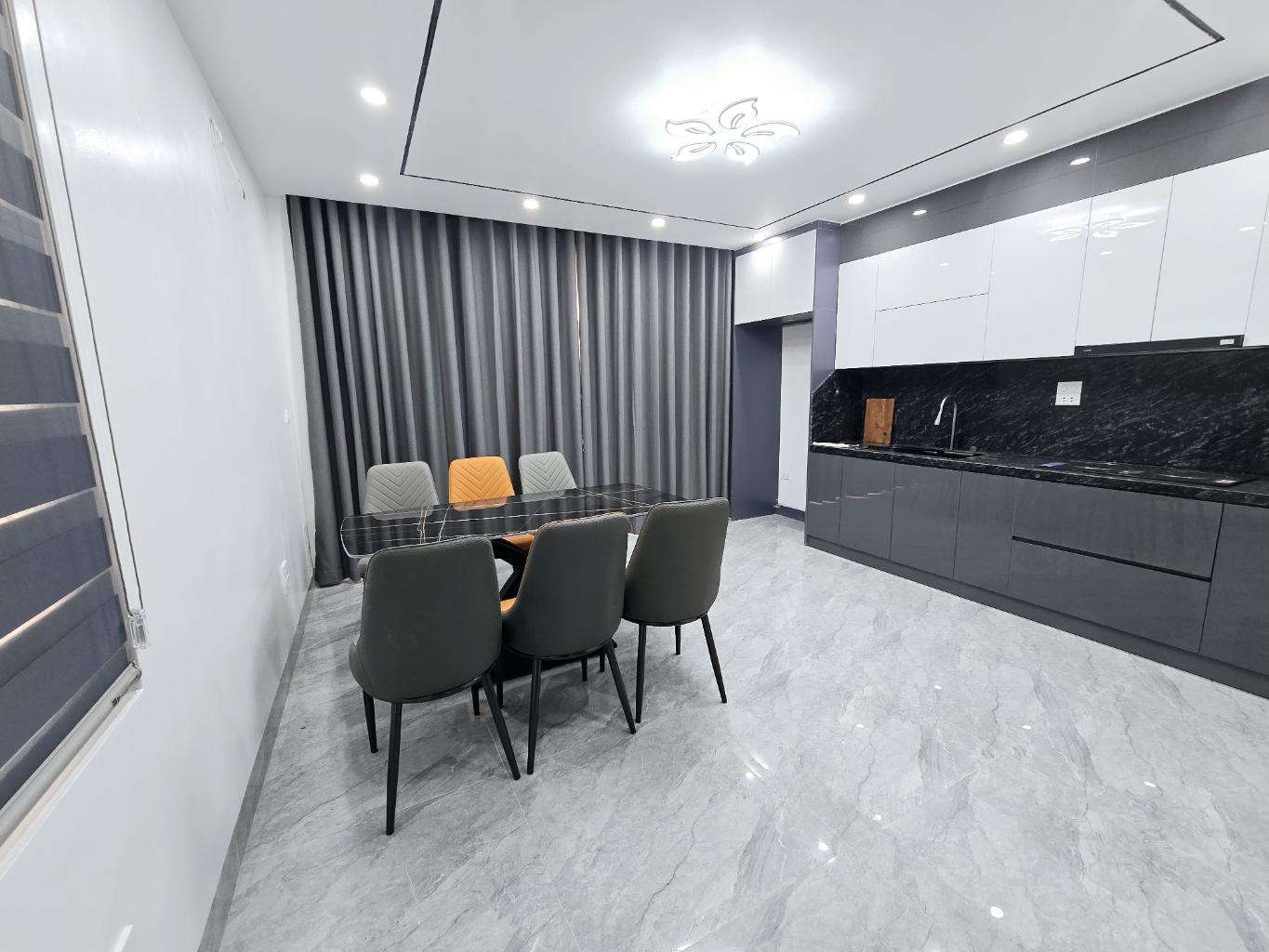  Nhà đẹp Đàm Quang Trung 45m², 6 tầng thang máy, 4PN, 5WC, Long Biên - 8.6 tỷ 