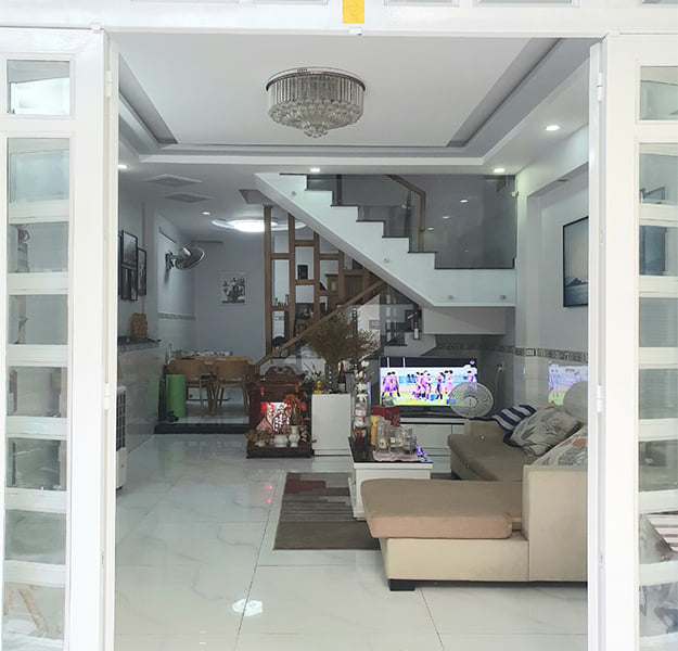  52m - Dương Quảng Hàm - HXH - 3.95 tỷ. 