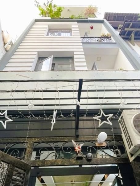  GIẢM 1 TỶ - THÍCH QUẢNG ĐỨC - PHAN ĐĂNG LƯU PHÚ NHUẬN. 