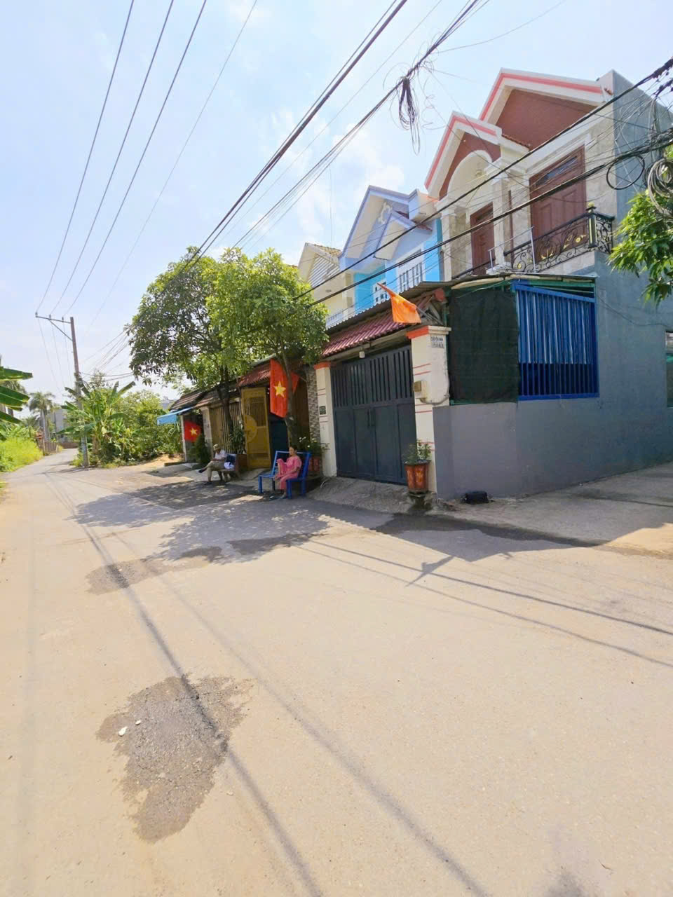  Cực Hót, , Đất nền Phân Lô, Dt 70m2, Gần chợ Long Trườn, THỦ Đức, Giá chỉ 3.1ty. 