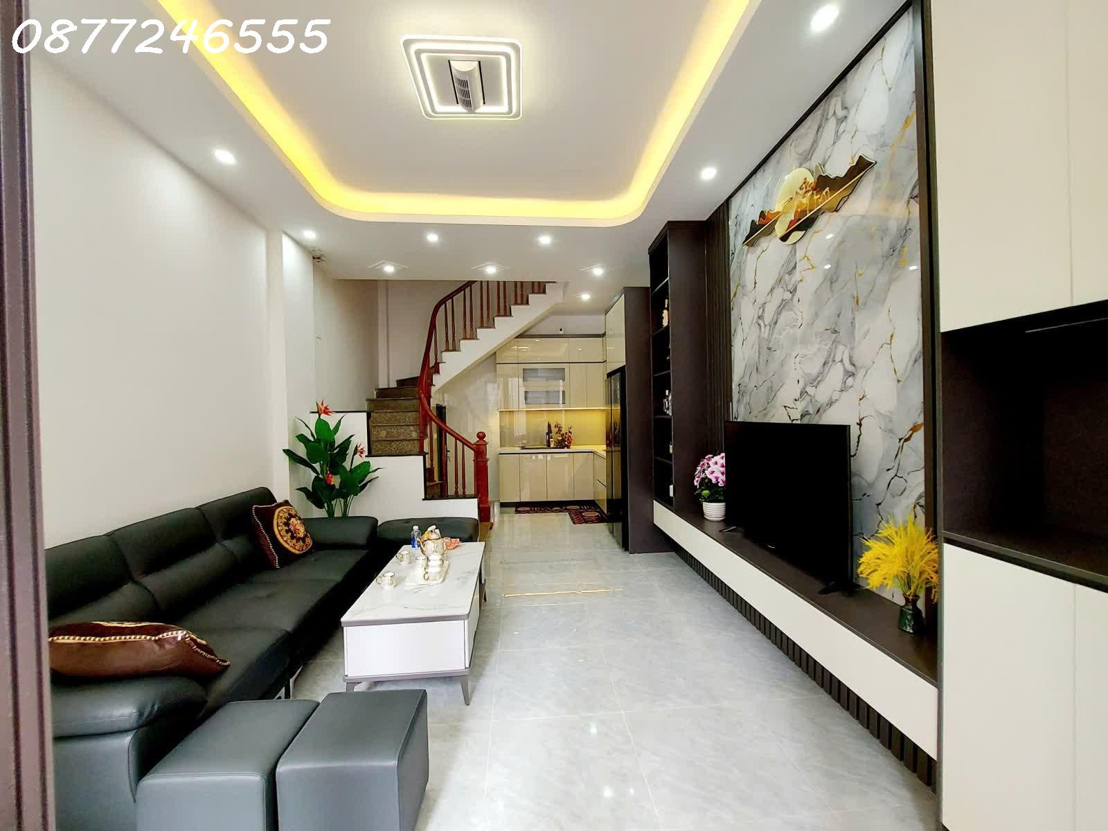  Tựu Liệt Giá Chỉ 5.6 Tỷ  30m² x 5 Tầng – Nhà Mới Tinh 