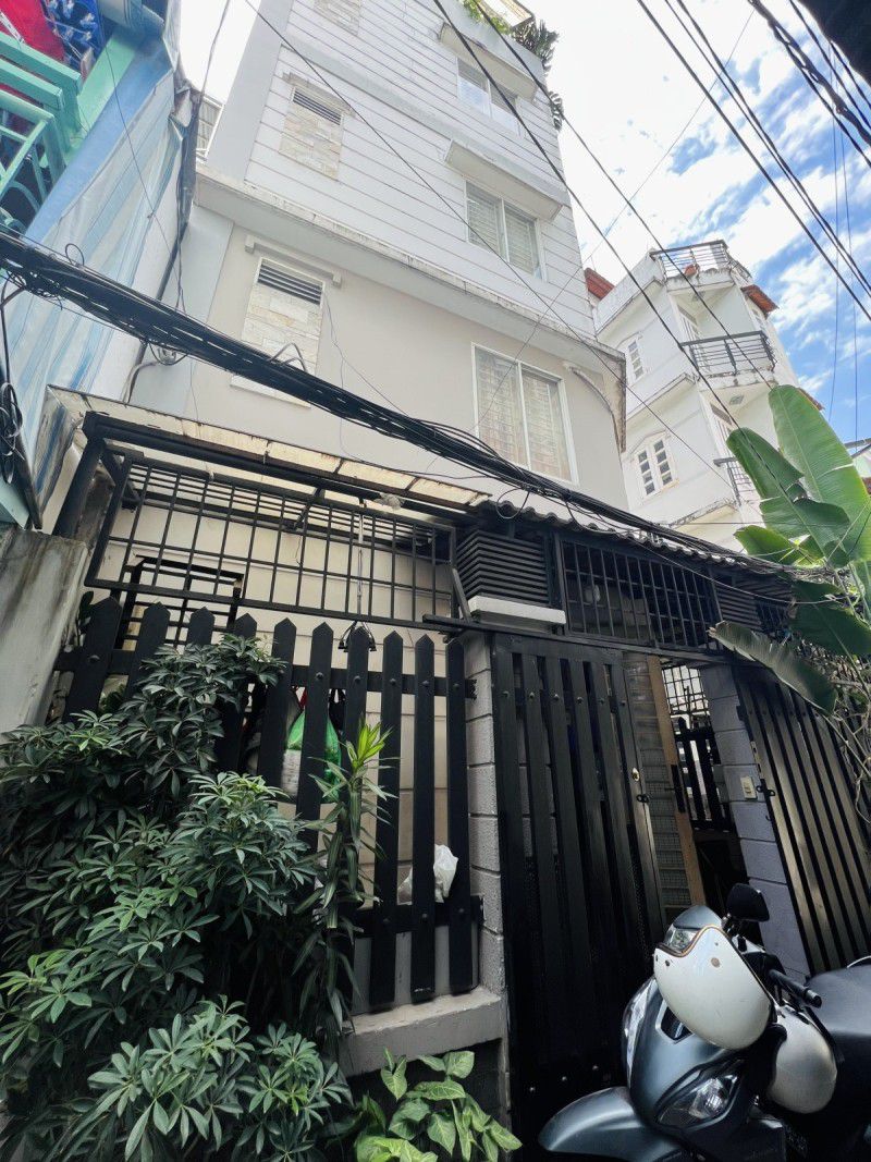  HẺM XE HƠI SÁT VÁCH QUẬN 1 - 36M2 - NGANG 6M - 2 MẶT HẺM - 5 TẦNG BTCT - HẺM THẲNG THÔNG - CHÍNH CHỦ LÂU ĐỜI - SỔ HỒNG - 4.98 TỶ TL. 