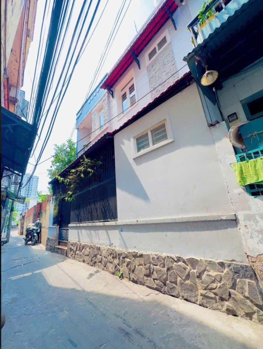  Nhà bán gần Mặt tiền  P15, Q8 thuộc đuờng Lưu Hữu Phước ????Giá  3,88 tỷ???? 