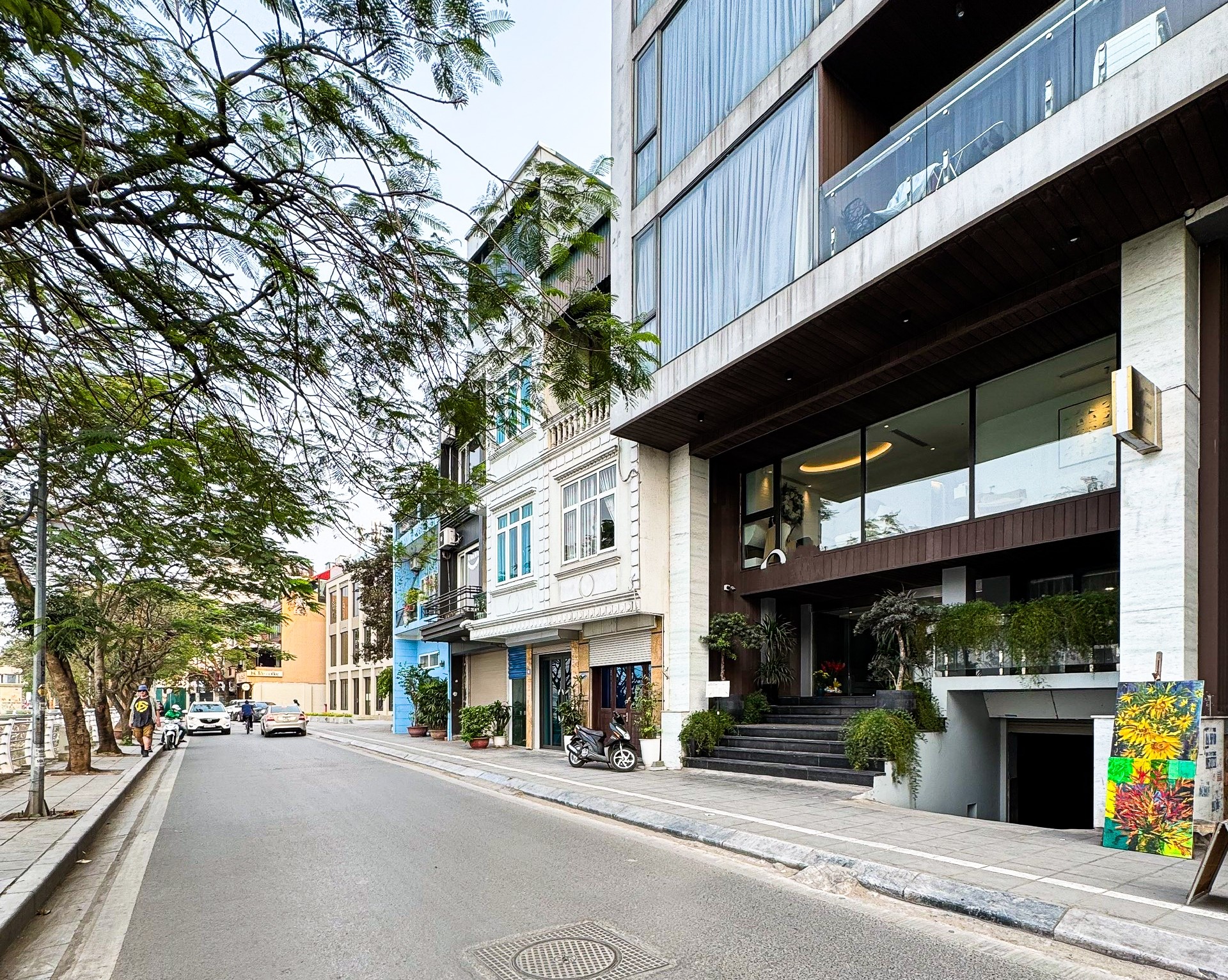  GIẢM 10 TỶ Bán gấp SIÊU PHẨM mặt phố Tây Hồ 129m² * 8 tầng, giá 75  tỷ 