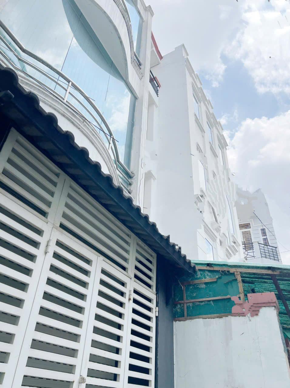  Nhà Mới 5 Tầng Cách Nặt Tiền 15M Hẻm Thẳng Xe Hơi Sổ Vuông 47m2 Gía 8,25 Tỷ Thương Lượng 