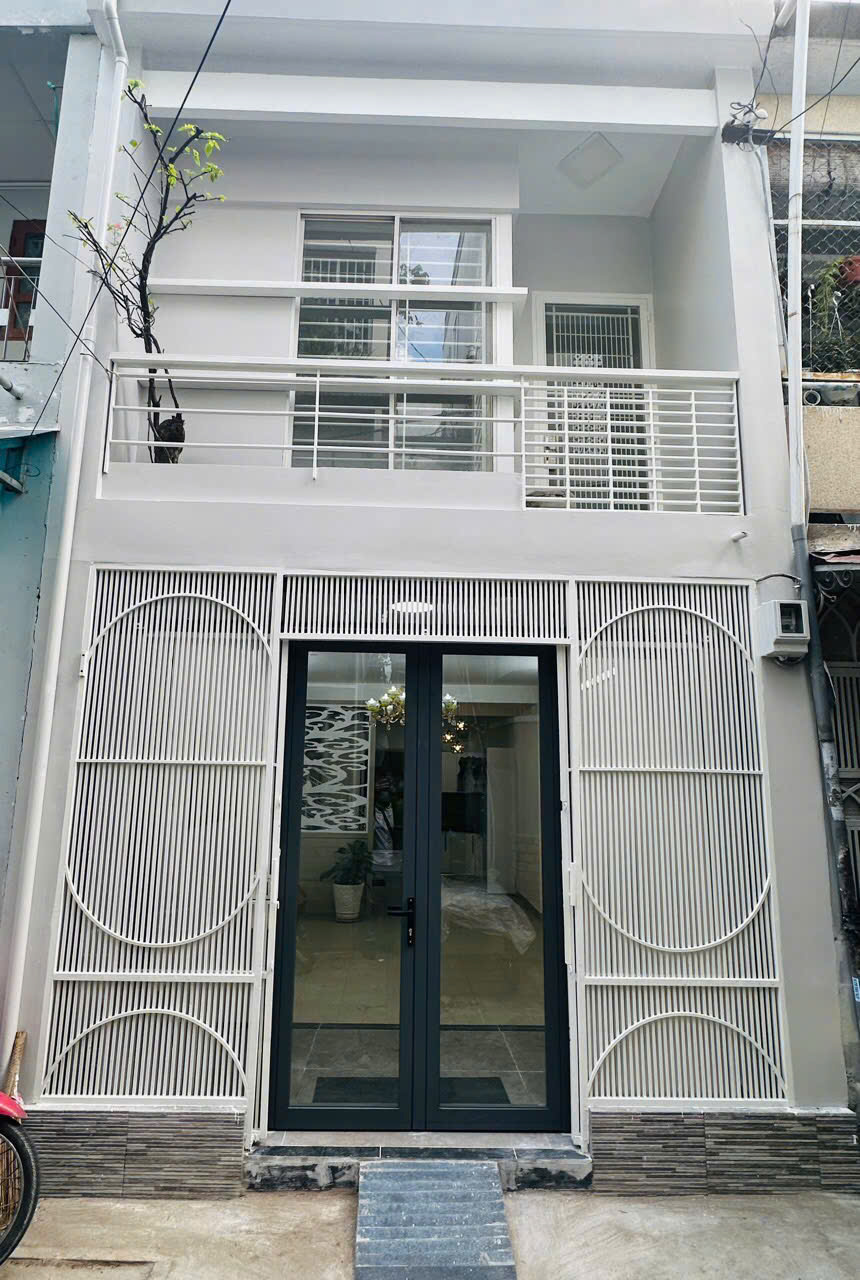  Bán Nhà HXH Đường Cách Mạng Tháng Tám, Phường 12, Quận 10. Diện tích: 3.8m x 9m, Giá 6.1 Tỷ 