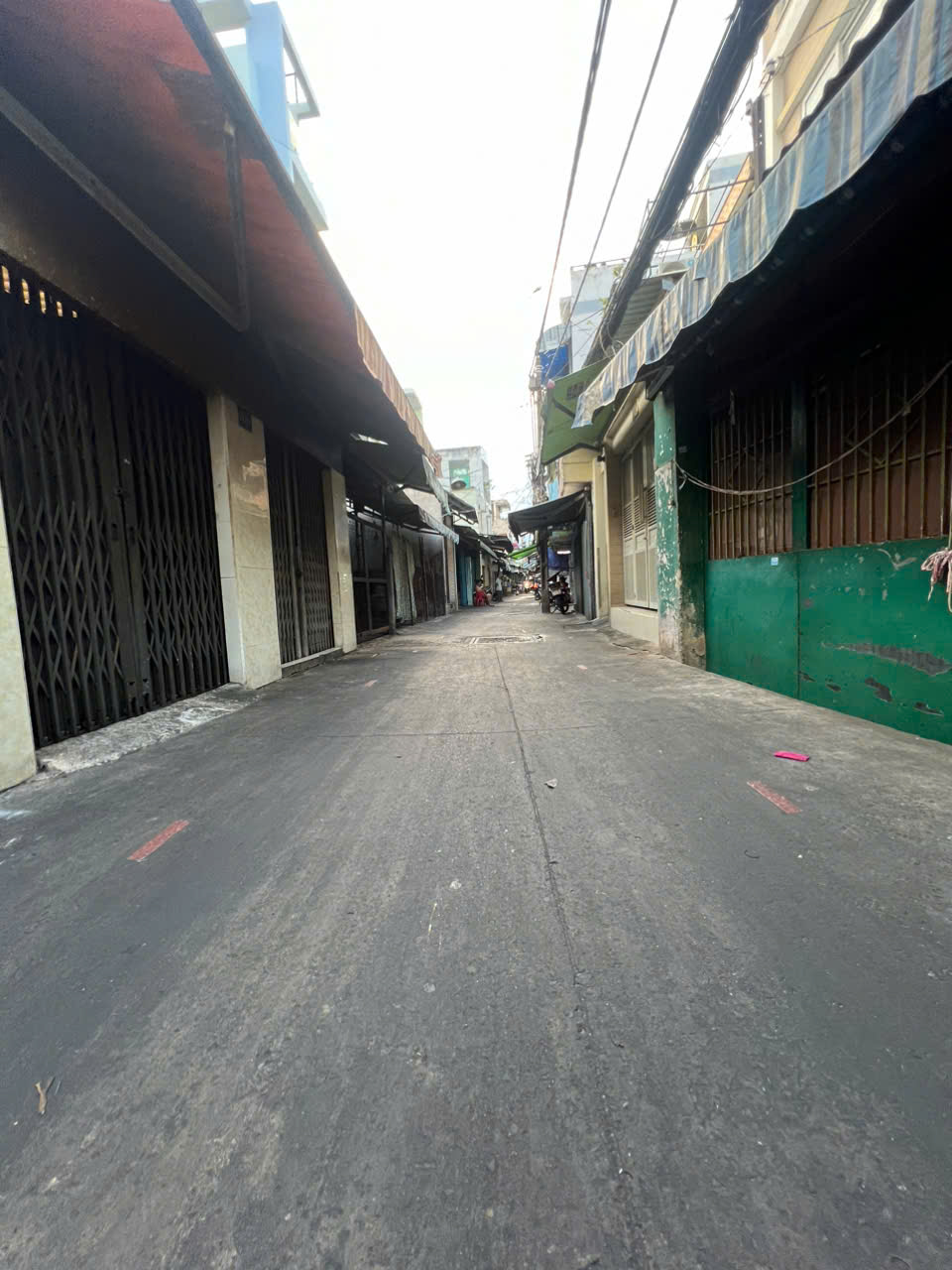  MẶT TIỀN ĐƯỜNG SỐ KHÁNH HỘI 
DIỆN TÍCH SỬ DỤNG 50 M2
CÓ 2 TỶ 