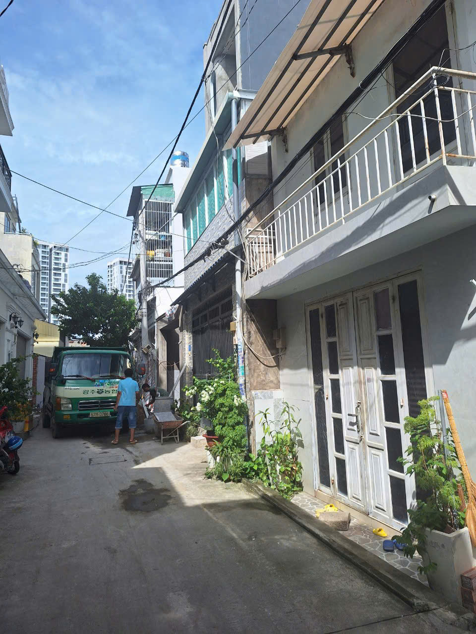  Giá chỉ 7.5 tỷ (Lộc Nhẹ) - Bán Đất Tặng Nhà Trệt Lầu Ngay Vạn Phúc 389 Quốc Lộ 13 - Ra QL13 Chỉ 99m 