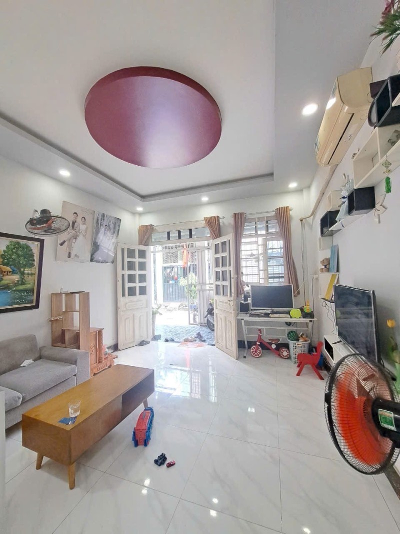  Bán nhà 2 Tầng Đông Hòa,SHR,đường xe hơi phà phà,giá cực kì rẻ 