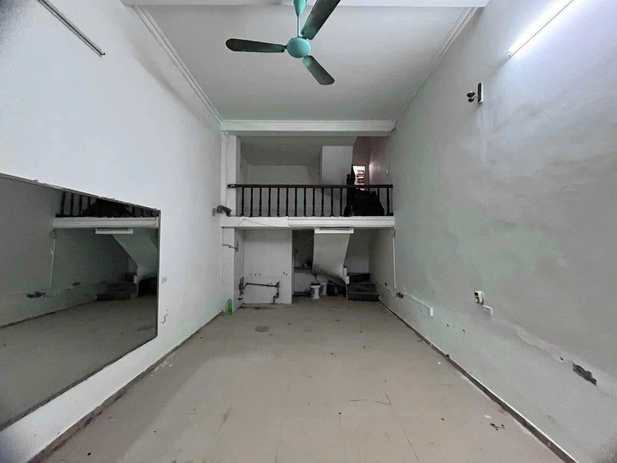  BÁN GẤP NHÀ KHƯƠNG TRUNG 40m2 x4 TẦNG - NGÕ Ô TÔ - GIÁ HƠN 7 TỶ 