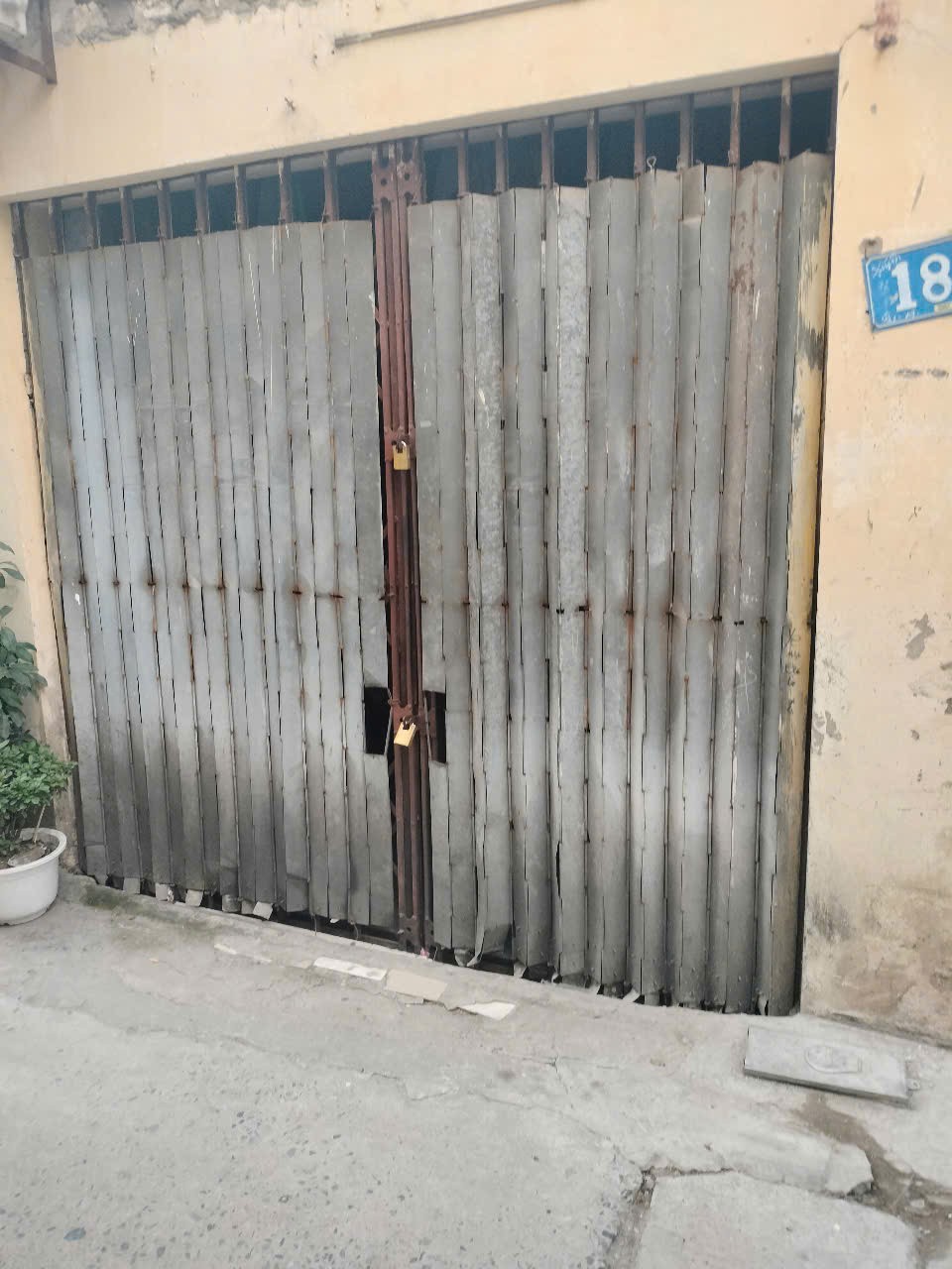  CHÍNH CHỦ Cần Bán Nhà Vị Trí Đẹp Tại Phố Định Công Hạ,Quận Hoàng Mai, TP Hà Nội 