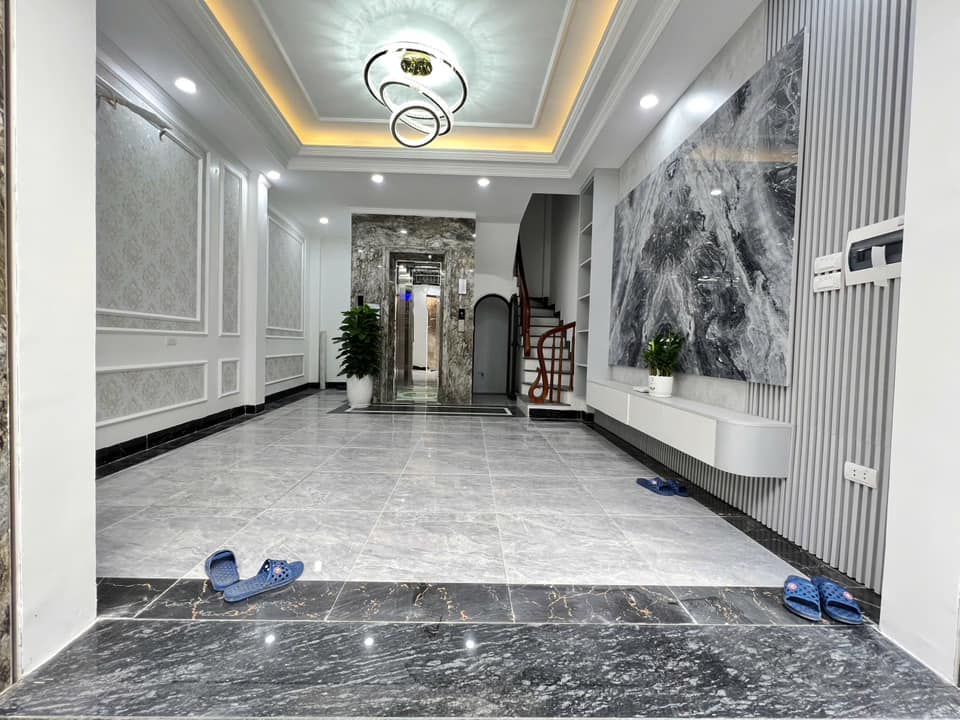  BÁN NHÀ PHỐ KHƯƠNG ĐÌNH THANH XUÂN 8.7 TỶ 35M 6 TẦNG THANG MÁY NHÀ ĐẸP Ở NGAY 