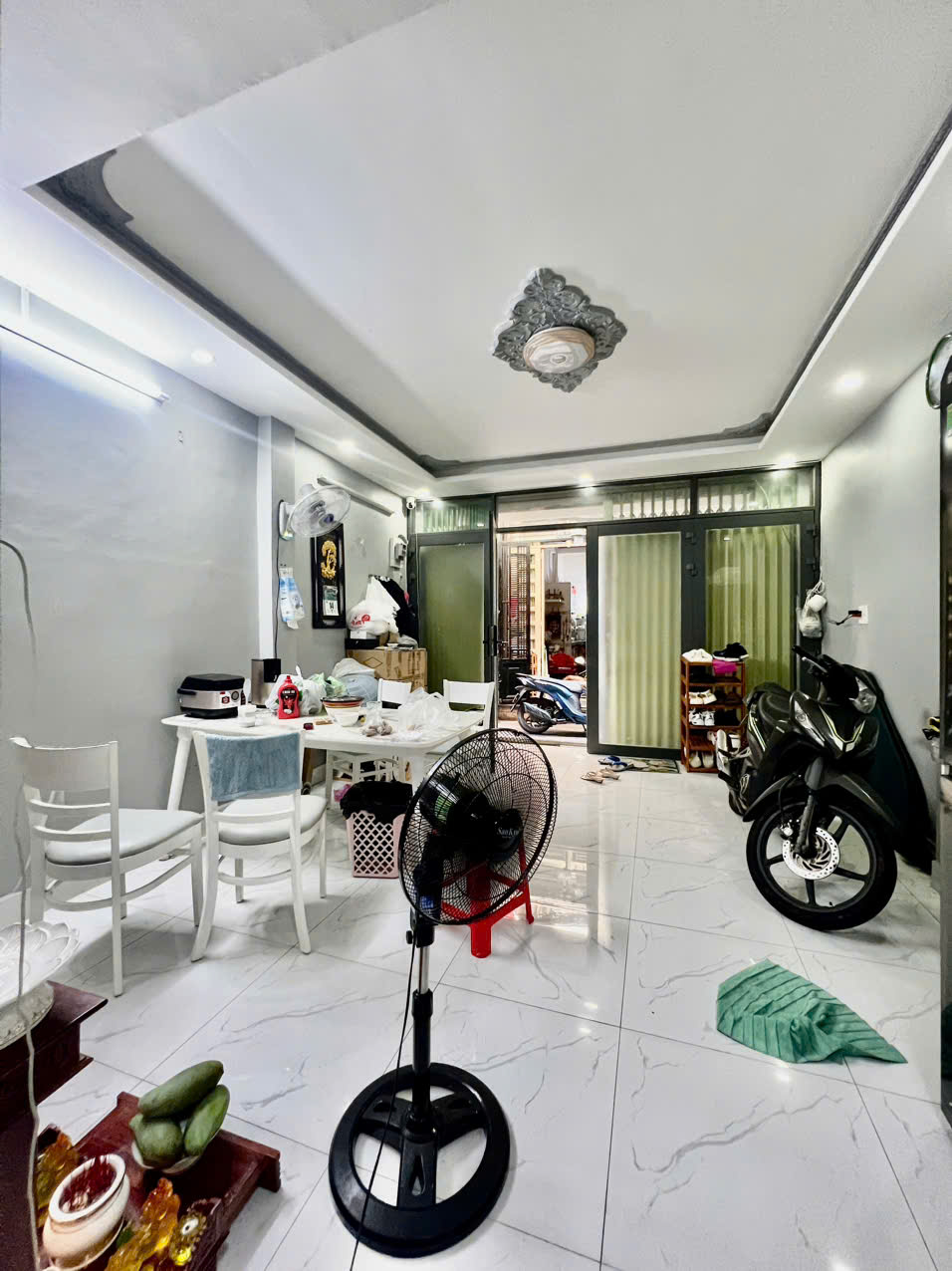  BÁN NHÀ  03 TẤM BTCT

 - KhU DÂN CƯ HIỆN HỮU, P13 , Quận 4

NGANG 4M CÓ 4 TỶ 