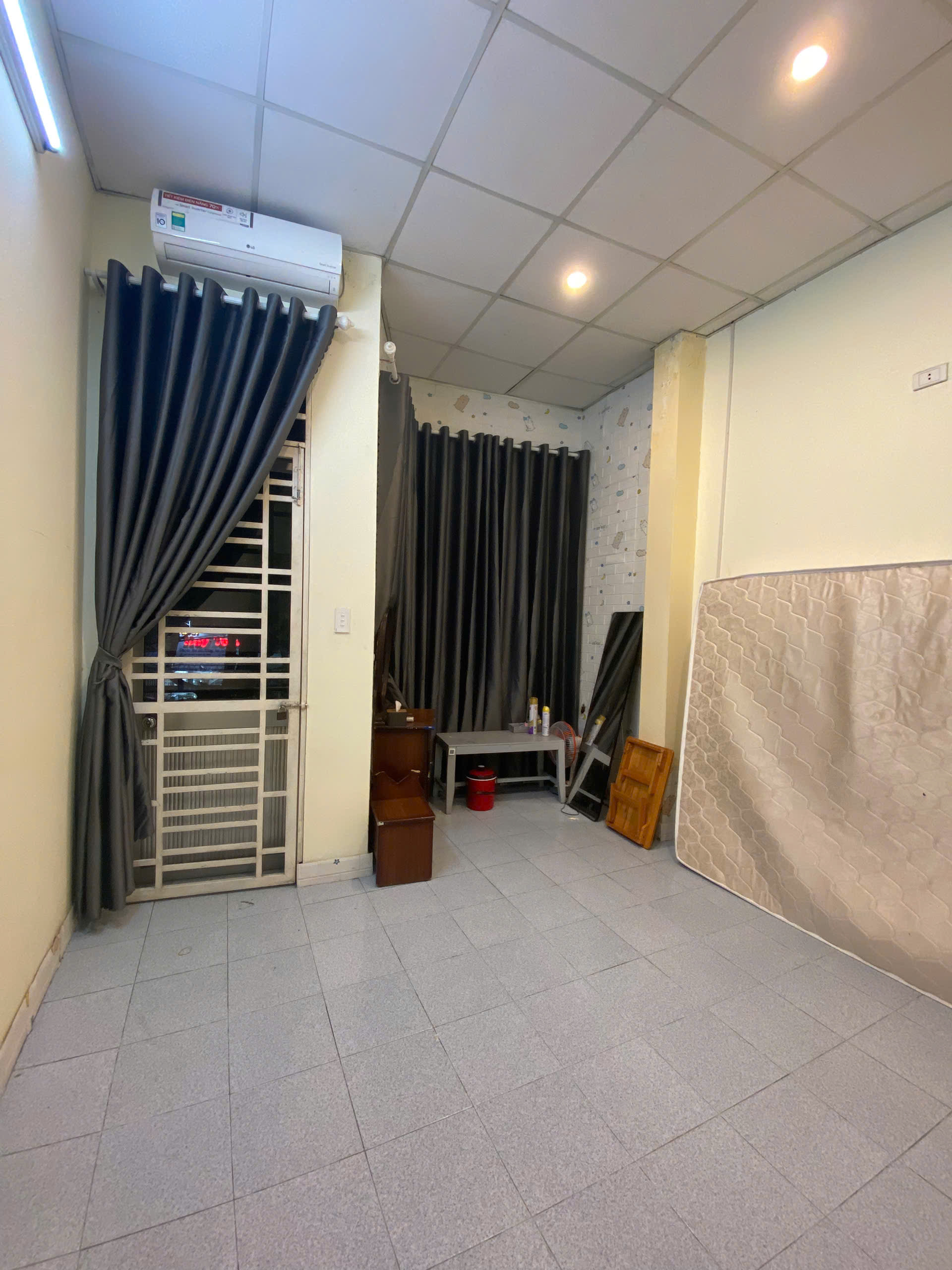  Mặt tiền KD TÔN ĐỨC THẮNG ĐÀ NẴNG 200m2  sd chỉ 6 tỷ nhỉnh 
