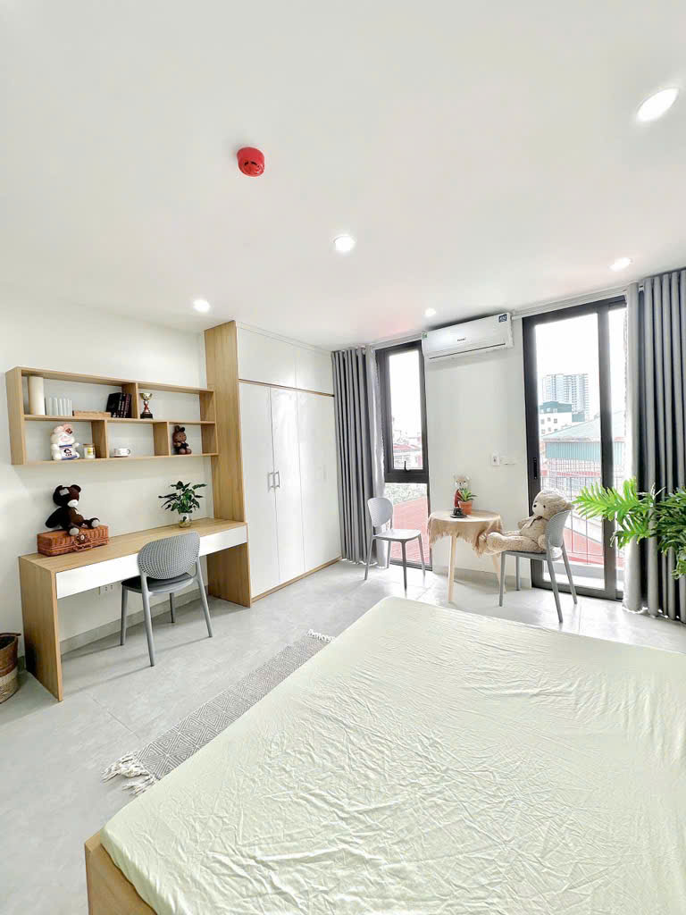  Bán tòa CHDV 8 tầng thang máy phố Cầu Giấy, Cầu Giấy, dòng tiền gần 2 tỷ/năm, 82m, 23.5 tỷ 