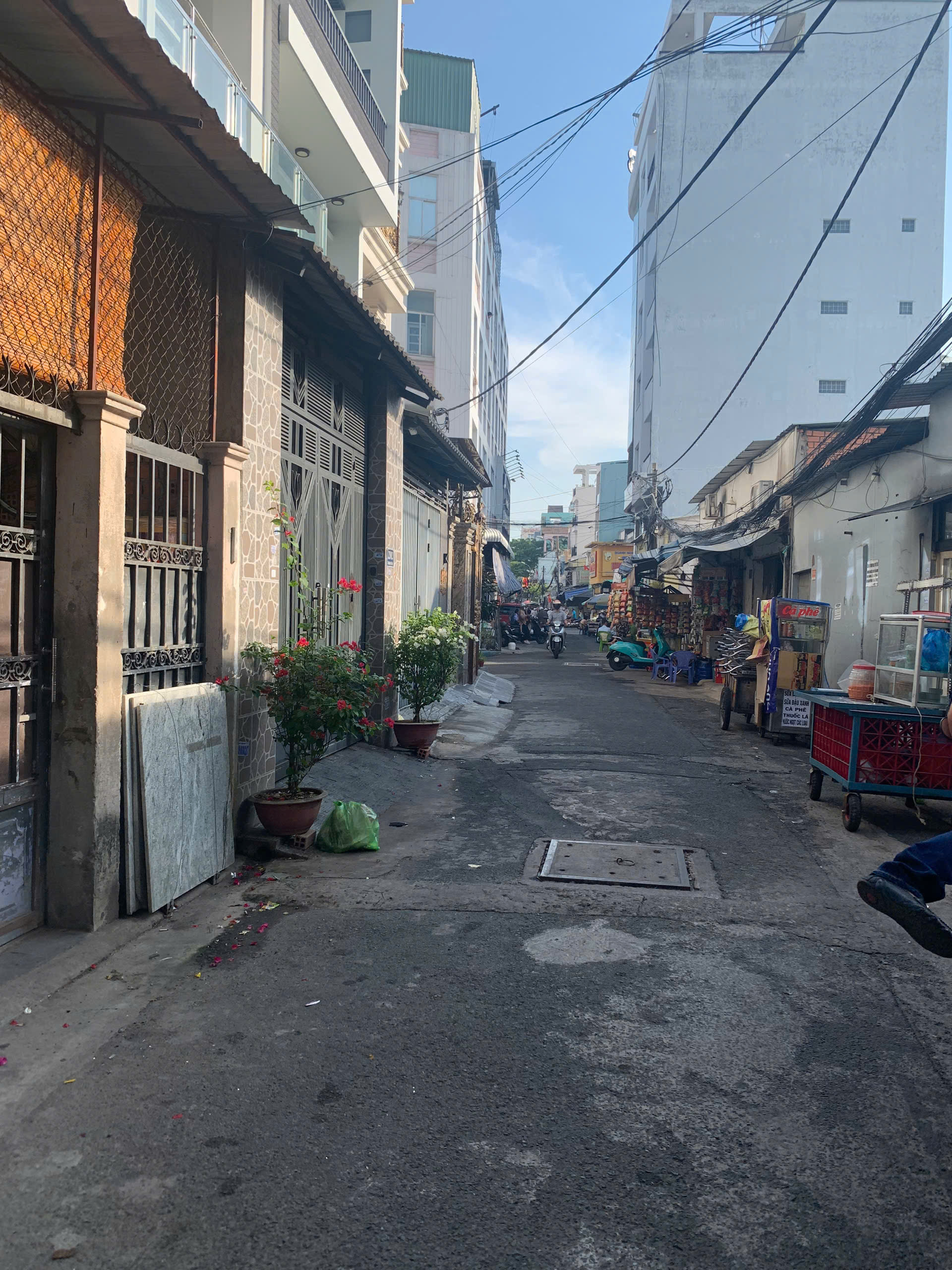  SIÊU PHẨM HẺM XE HƠI THÔNG THOÁNG–GẦN CHỢ-TRƯỜNG HỌC-2P RA AEON MALL – 5X10.5m2 - CHỈ 4.99 TỶ 