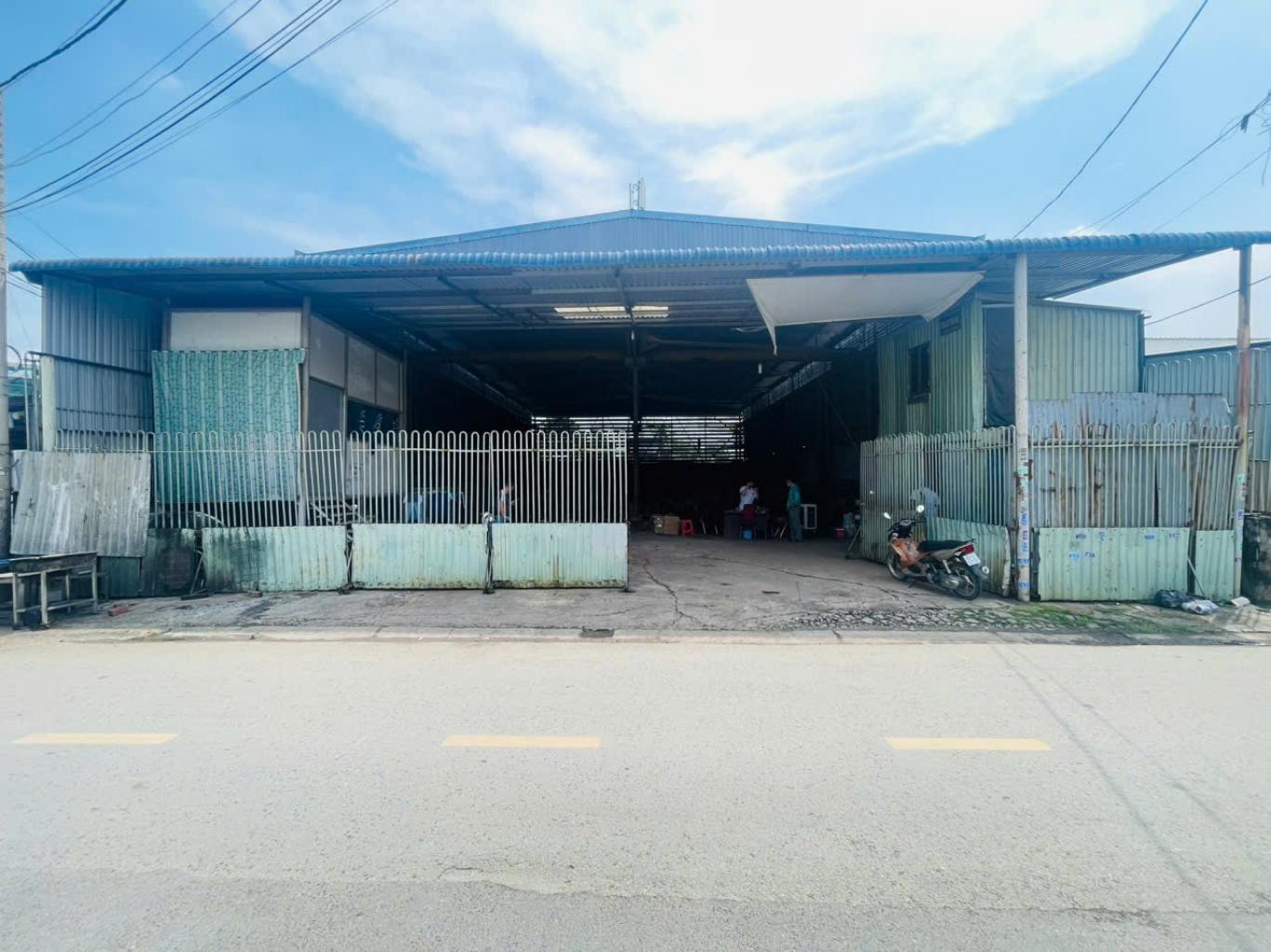  NGỘP BANK - MẶT TIỀN NGANG KHỦNG 20M
KHO XƯỞNG 650M2 - AN PHÚ ĐÔNG 12 - GẦN QL1A - 30 TỶ 