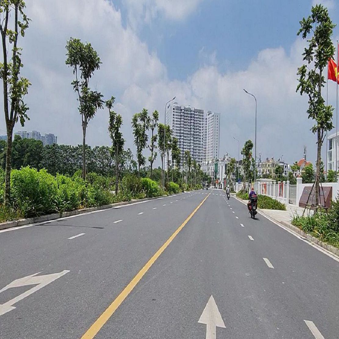  23 tỷ có tòa văn phòng 81m2, 5 tầng mặt phố 22m tại Trâu Quỳ, Gia Lâm, Hà Nội. Lh 0989894845 