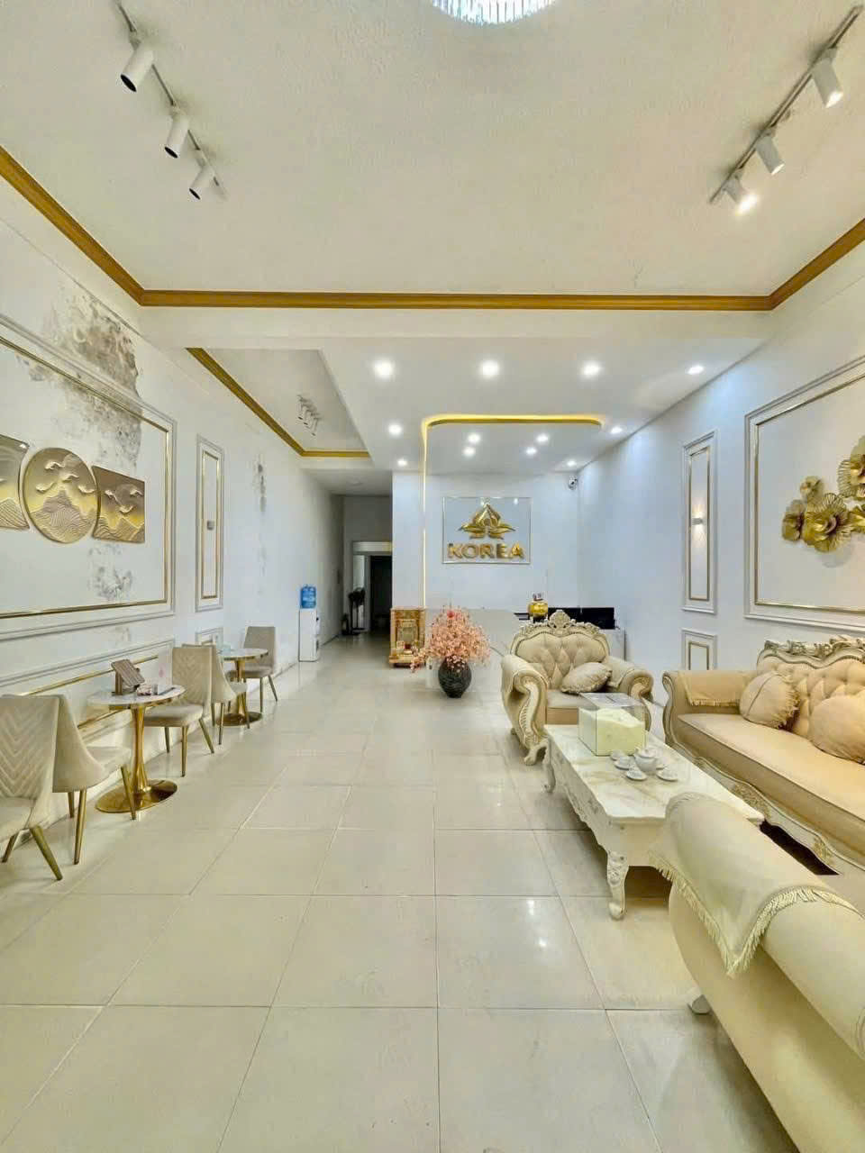  ???? CHO THUÊ NHÀ 4 TẦNG MẶT TIỀN TRUNG TÂM THÀNH PHỐ GẦN NGÃ 6 