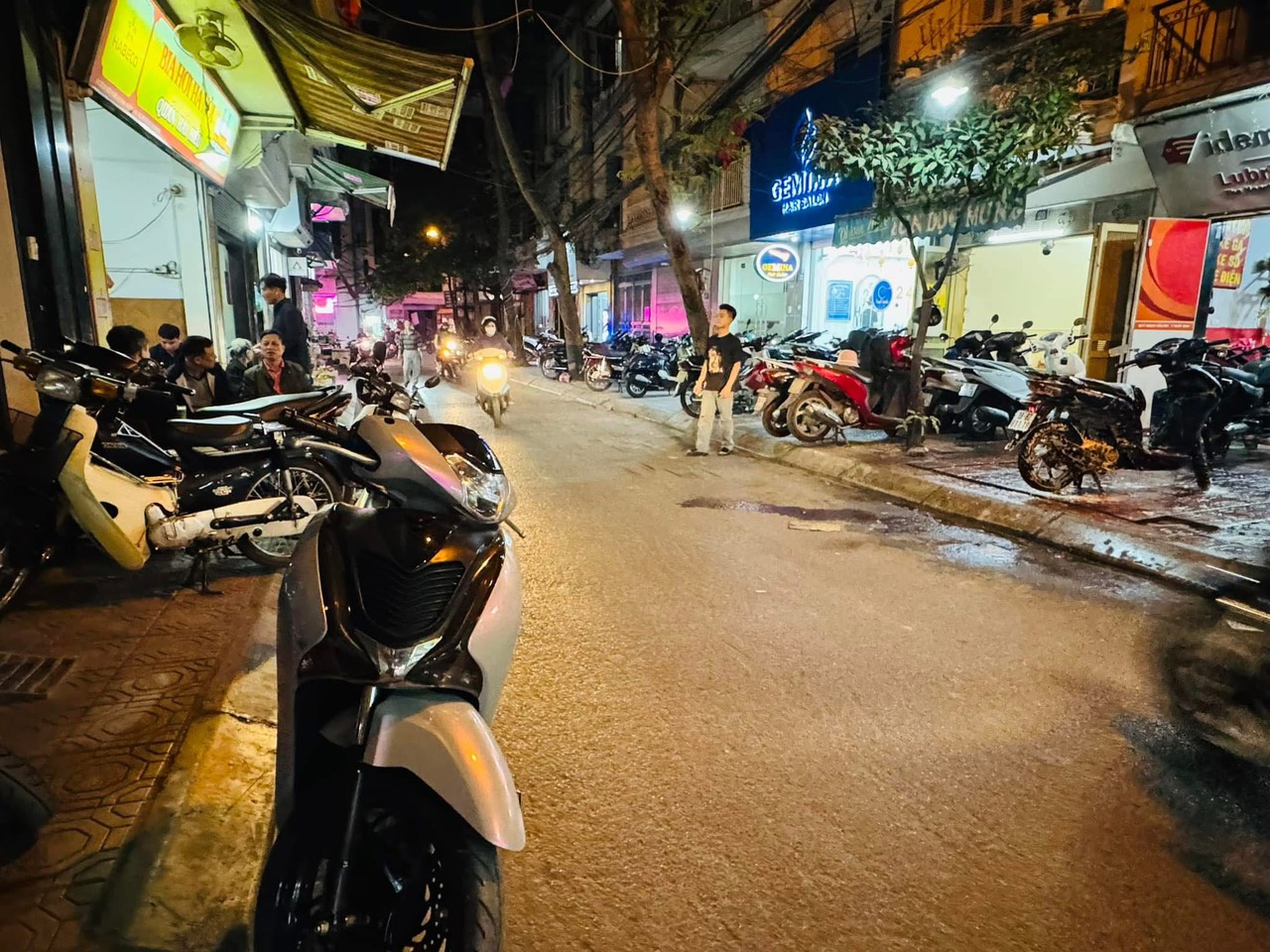  MẶT NGÕ LA THÀNH - 30M RA PHỐ - LÔ GÓC, VỈA HÈ ÔTÔ TRÁNH KINH DOANH - GIÁ 15 TỶ 