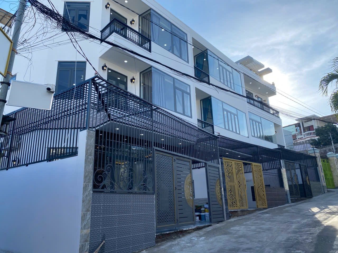  BÁN 3 CĂN NHÀ MỚI MÊ ĐÚC MỚI TINH MẶT TIỀN ĐƯỜNG MAI AN TIÊM PHƯỜNG VĨNH PHƯỚC 