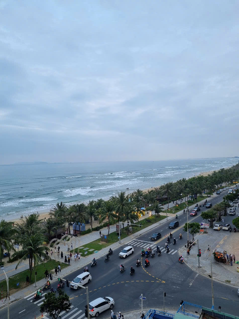  Bán khách sạn 4 sao mặt tiền đường Võ Nguyên Giáp, Phường Phước Mỹ, Quận Sơn Trà, Đà Nẵng 