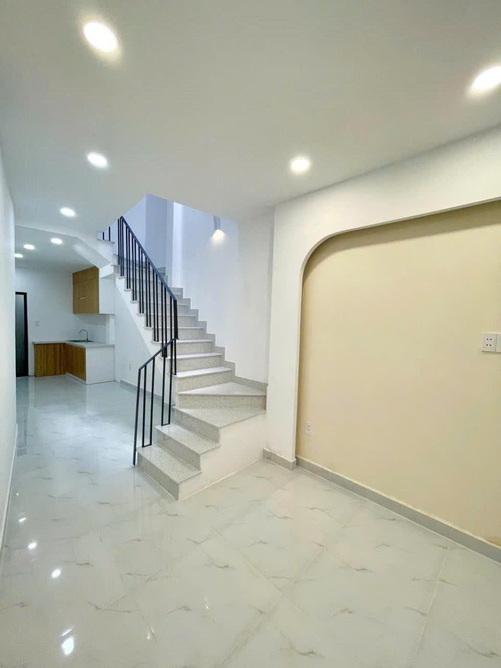  BÁN NHÀ MỚI ĐƯỜNG HƯNG PHÚ TRUNG TÂM QUẬN 8 GIÁ NHỈNH 3 TỶ 