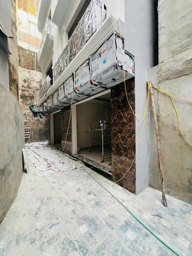  NHÀ MỚI TÔN ĐỨC THẮNG - ĐỐNG ĐA FULL NỘI THẤT 35M2, 5 tầng, mặt tiền 5.2m,7.6 tỷ. 