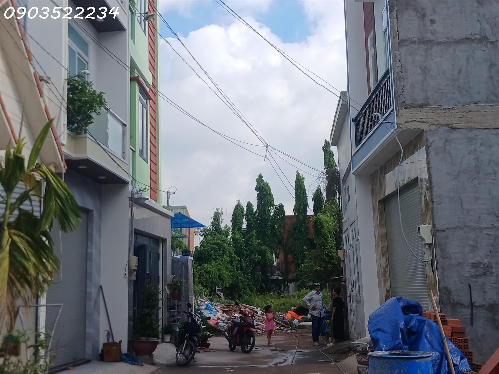  Nhà mặt phố Võ Văn Hát, 3,8 tỷ, 50,4m2, view đẹp, bán gấp! 