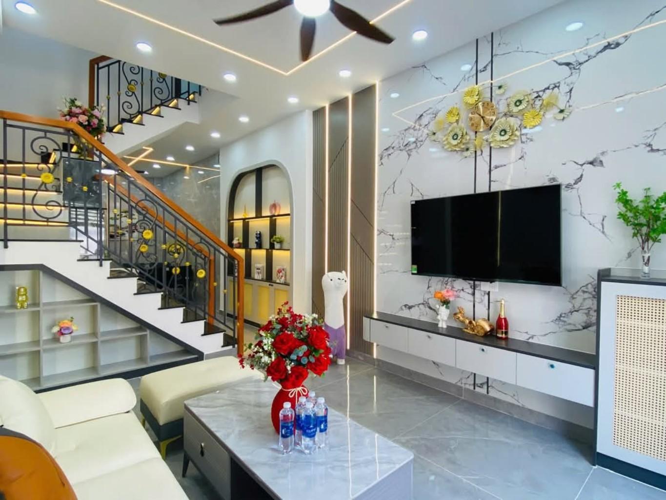  BÁN NHÀ ĐẸP 4 TẦNG – TRUNG TÂM P16 GÒ VẤP – GIÁ NHỈNH 5 TỶ TL 