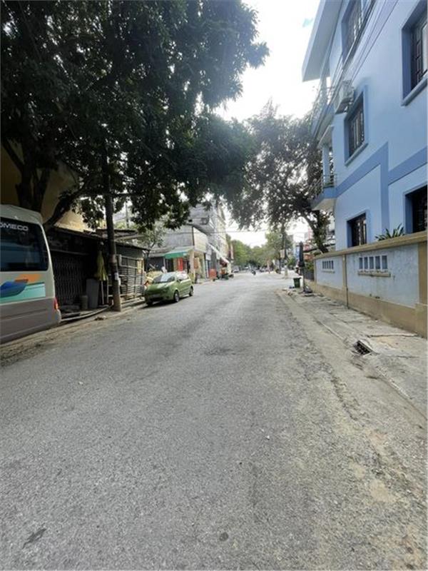  Lô đất hai mặt tiền phường Phan Thiết  cách vincom 50m giá nhỉnh 4 tỷ 