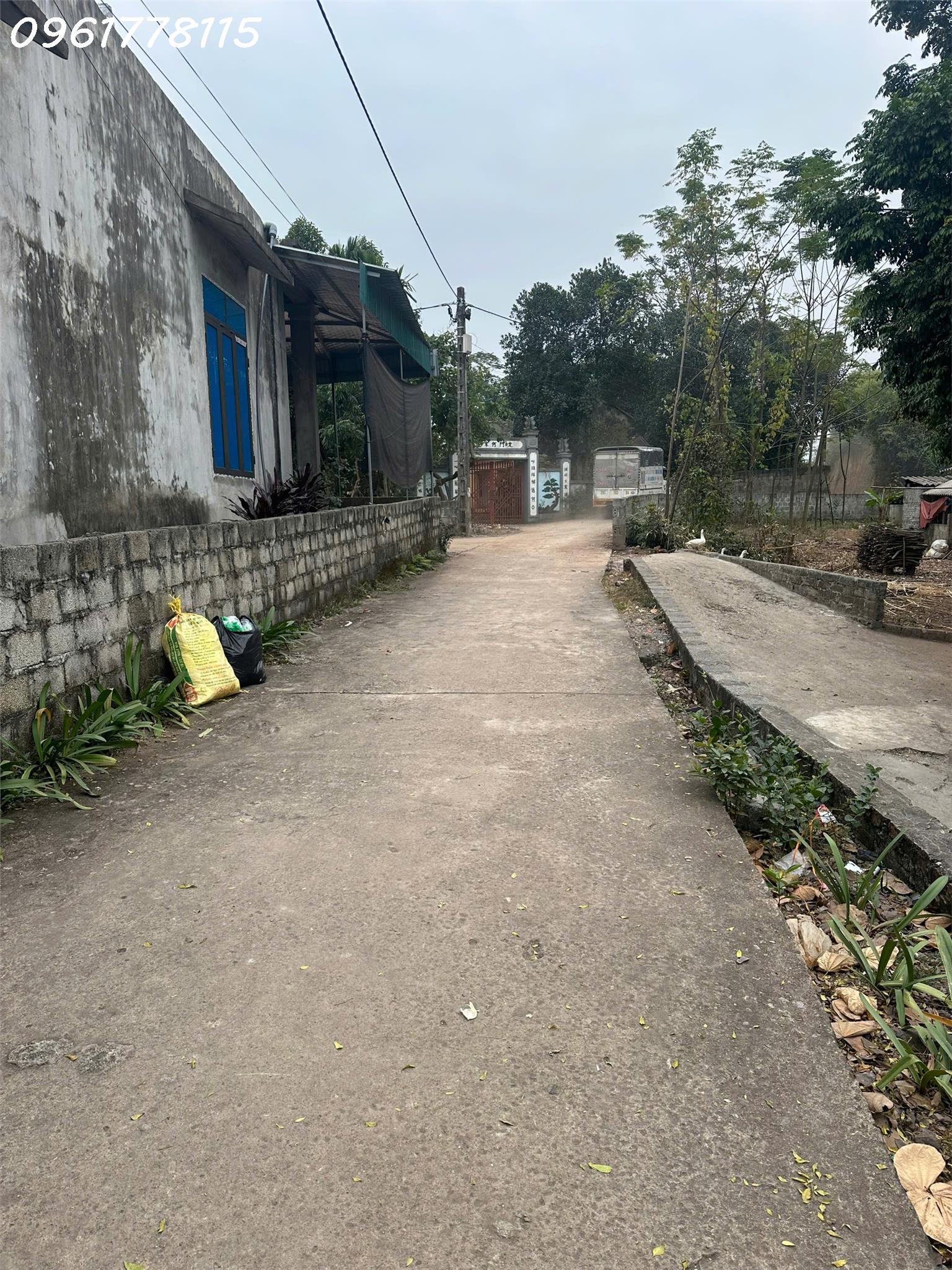  Chính chủ cần bán 369,8m2 đất vị trí đẹp tại xã An Phú, Mỹ Đức, Hà Nội, giá chỉ 10tr/m 