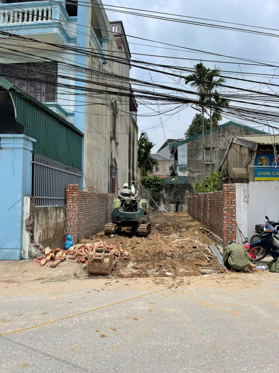  CHÍNH CHỦ BÁN MẢNH ĐẤT MẶT ĐƯỜNG NHỰA TRỤC CHÍNH THÔN 3 VẠN PHÚC _ NINH SỞ  KINH DOANH NGÀY ĐÊM 104M2. CẦN BÁN GẤP. LIÊN HỆ NGAY ĐT: 0868118844 