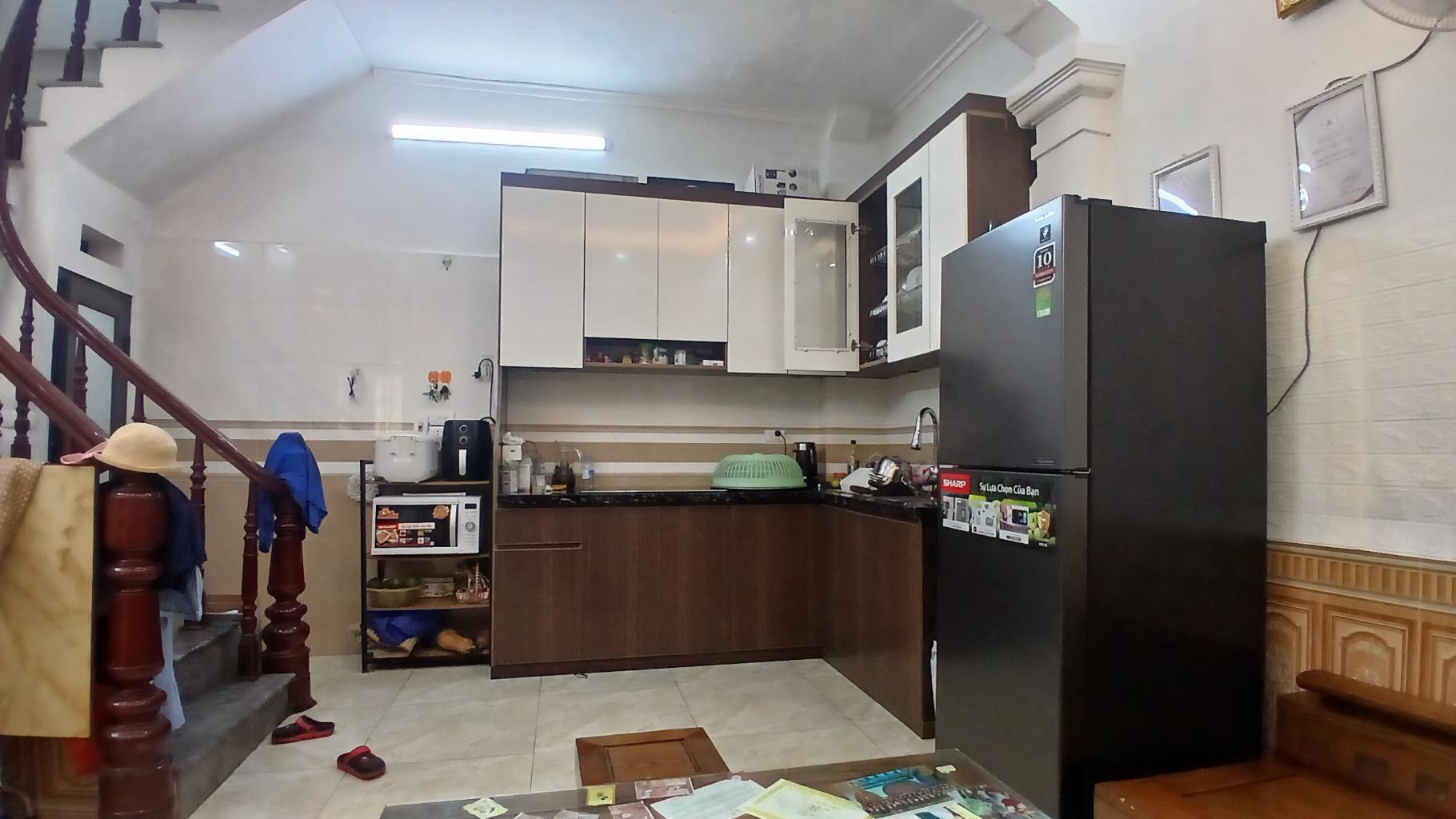  Bán nhà Đại Từ, Hoàng Mai, ngõ 3 gác tránh xe máy, sát đường ô tô, 33m2, 6.99 tỷ 