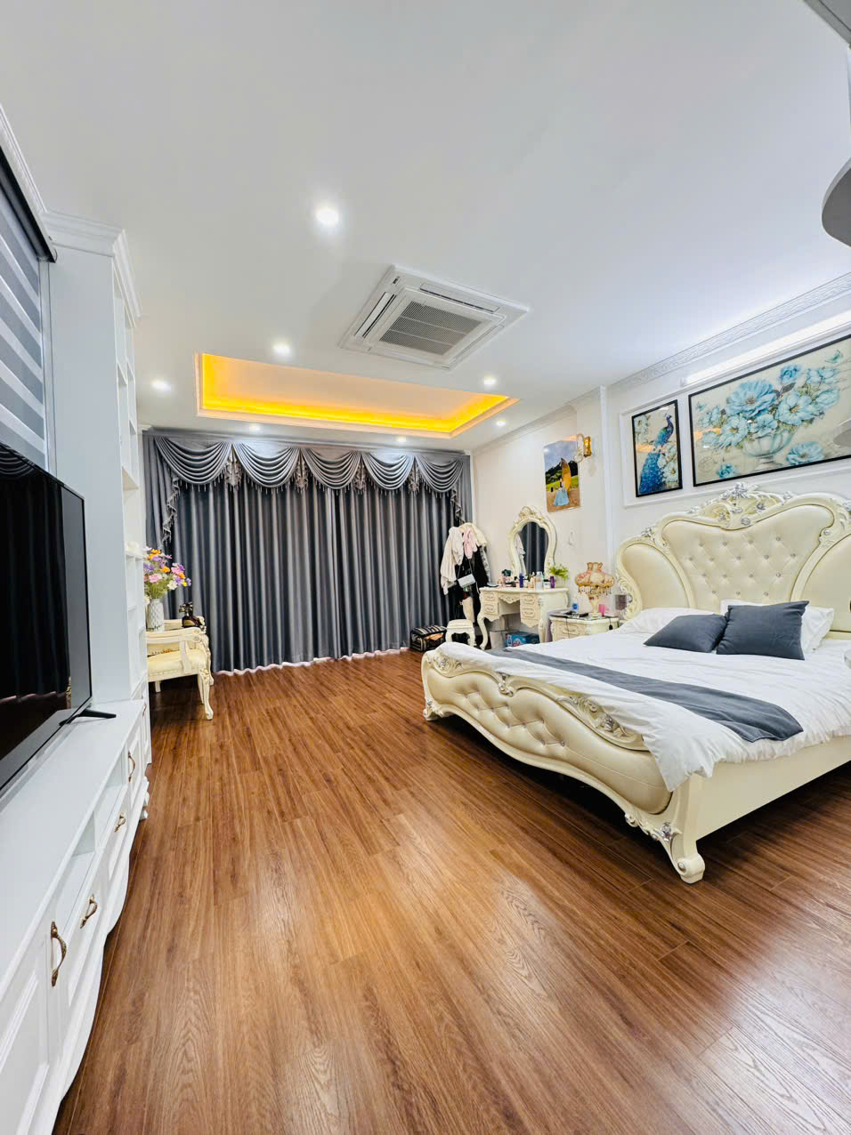  Nhà Bạch Mai 6 tầng dân xây mới, thang máy, oto 7 chỗ vào nhà, lô góc, KD, 23.8 tỷ 