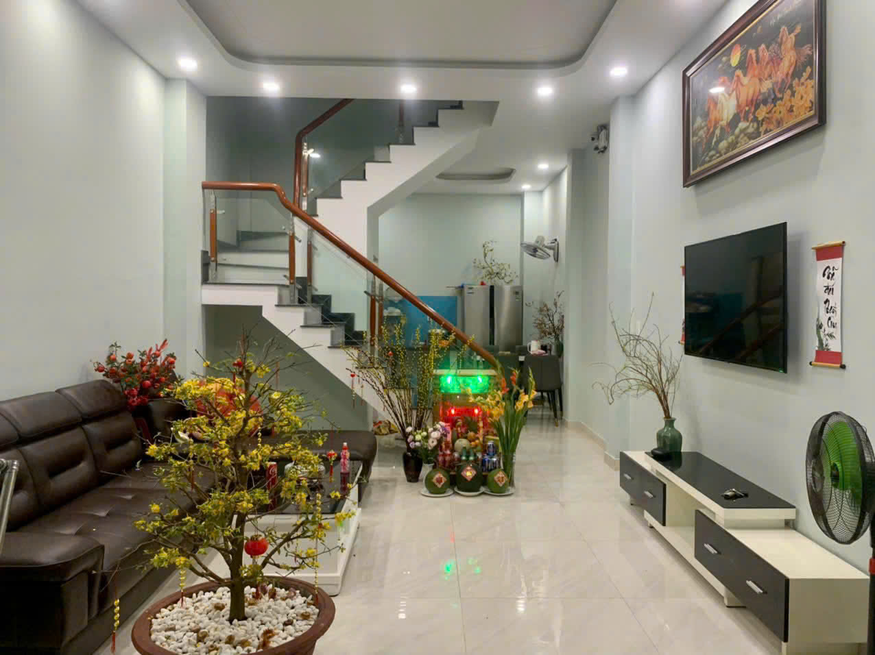  Chủ Gấp Bán nhà 3 tầng, 50m2 HXH, Khu Đông Tăng Long, Trường Thạnh-Tp.Thủ Đức. Chỉ 5 Tỷ TL 