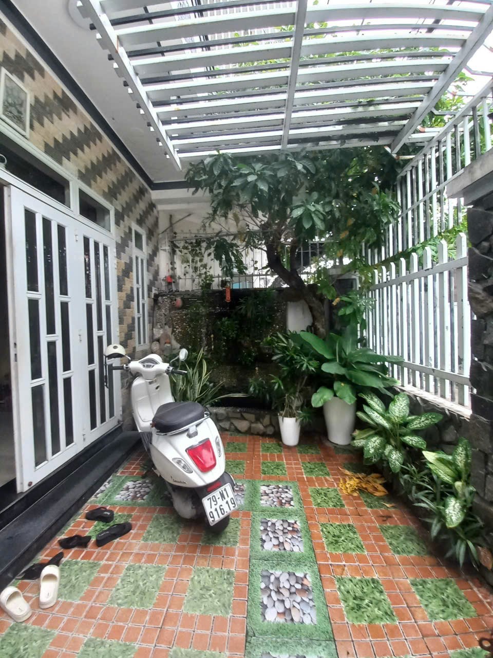  Cần bán nhà 3 tầng mặt tiền kinh doanh đường Lang Liêu  - Phường Vĩnh Phước -  Tp Nha Trang 