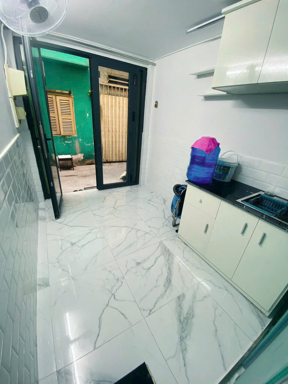  1 TỶ HƠN NHÀ SỔ HỒNG 
DIỆN TÍCH SD 45 M2 
4 TẤM 