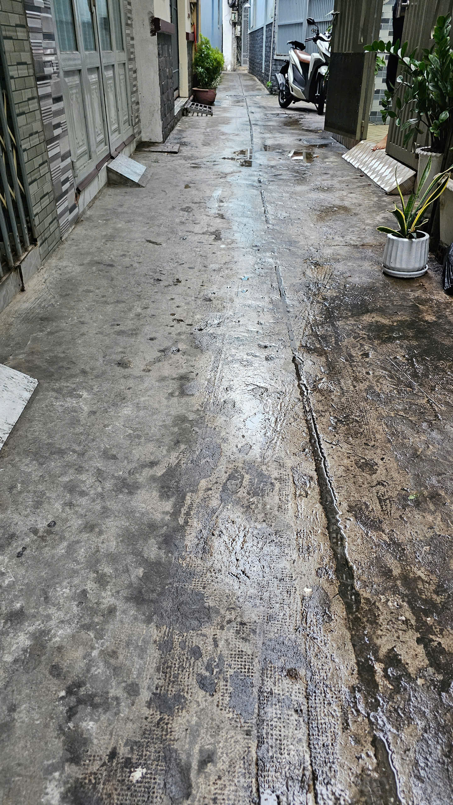  Sát mặt tiền đường Ngang 3.2 x 5 - 3 tấm có 2 tỷ 