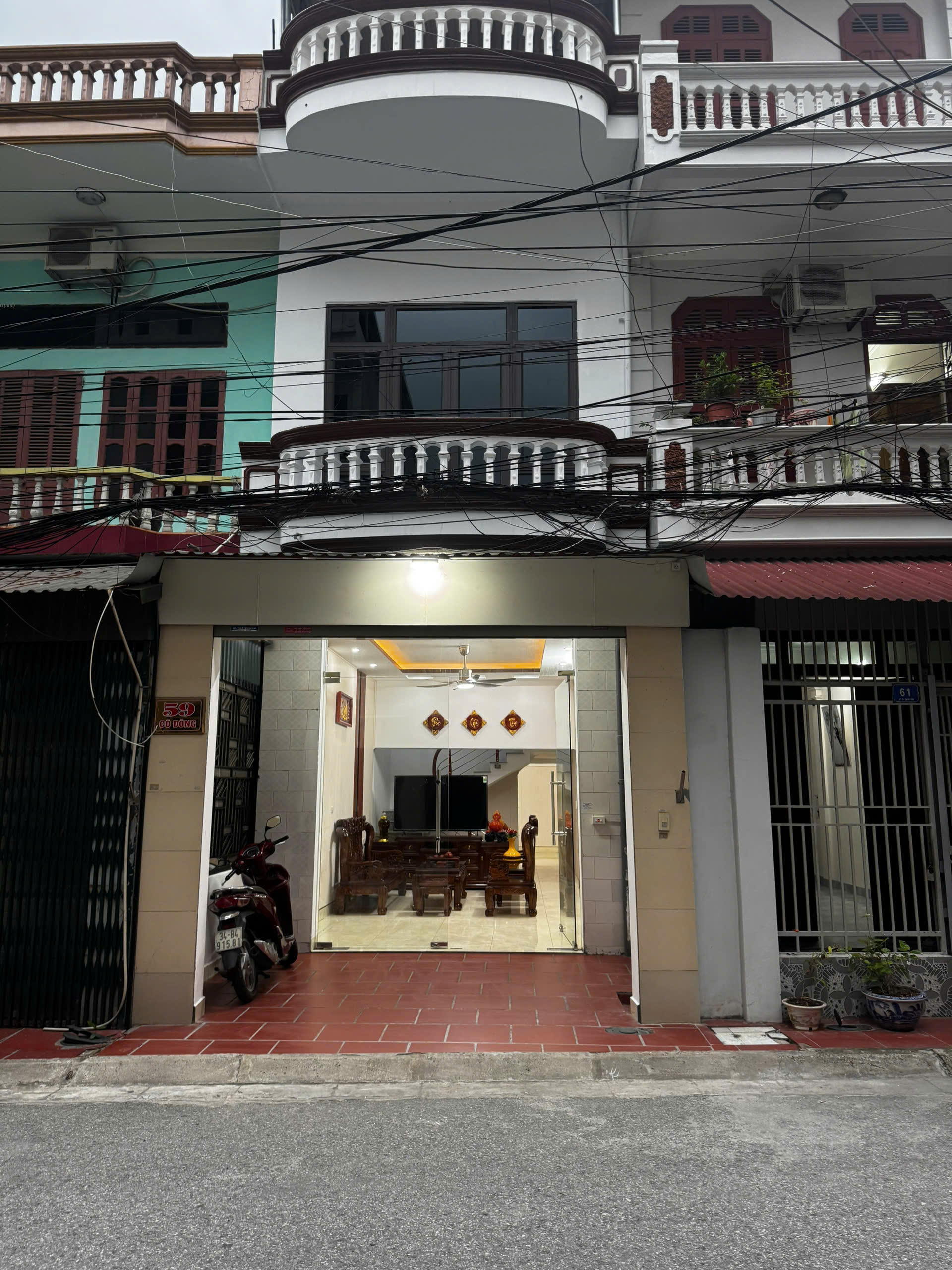  Nhà 3 tầng trung tâm TP Hải Dương – Hướng Nam, full nội thất cao cấp, giá chỉ 3,x tỷ 