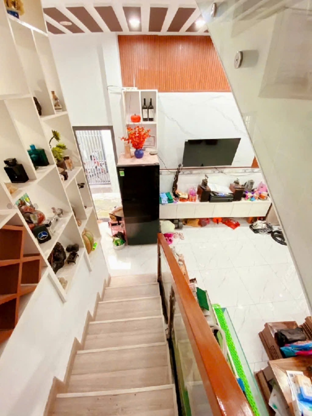  Bán nhà XVNT gần Q1 - 71m2 - 7PN - Cho thuê 25 tr tháng - 30m ra HXH - ngang 4x 18 - PL chuẩn _ H3G - chỉ 5.7 tỷ 