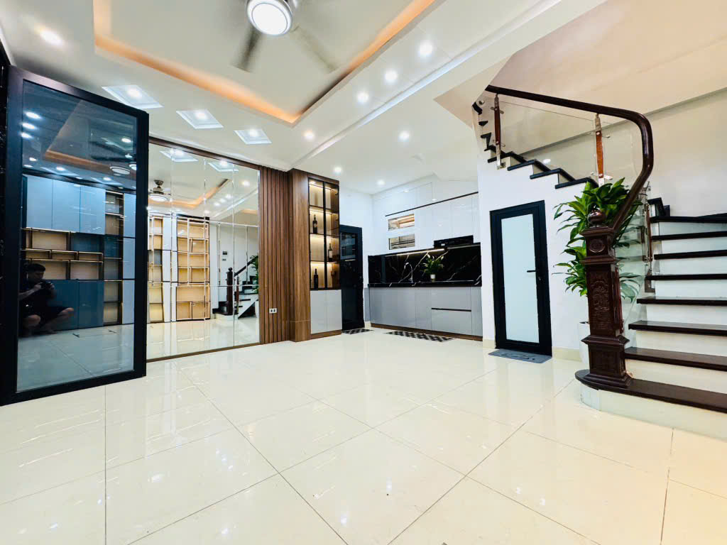  NHÀ ĐẸP THANH XUÂN Ở LUÔN - NGÕ THOÁNG GẦN PHỐ 34M x 5T NHỈNH 7 TỶ 