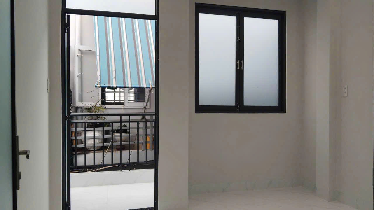  BÁN NHANH NHÀ MỚI 1 TRỆT 1 LẦU ,CÁCH CHỢ VĨNH HẢI 60 MÉT 
